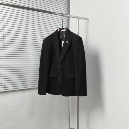 Dior crystal bee brooch suit