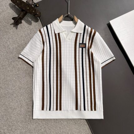 Burberry lapel short-sleeved T-shirt