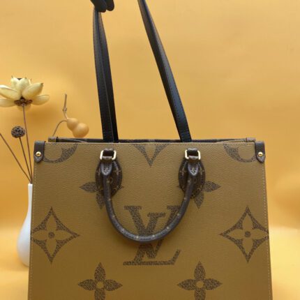 Louis Vuitton onthego handbag（35x27x14cm）